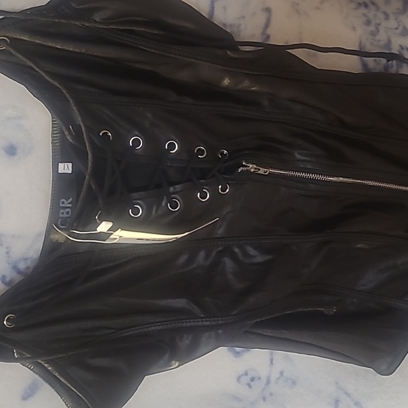 New bodysuit. - Picture 2 of 4